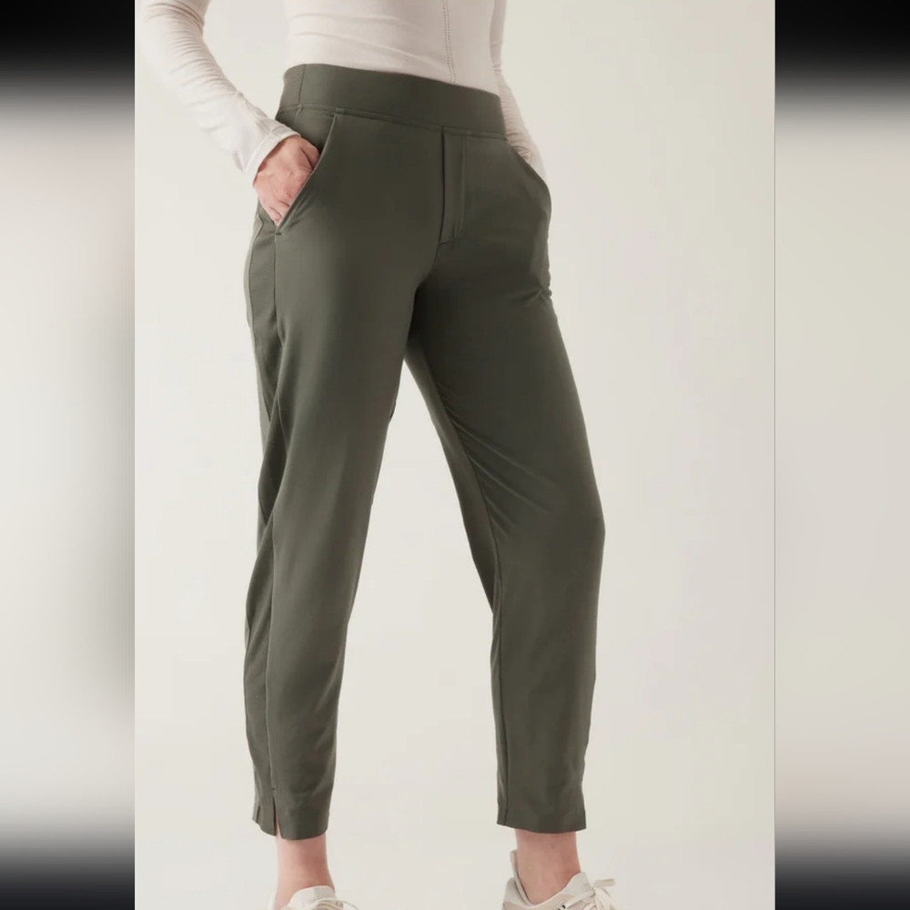 Athleta size 10p green pants